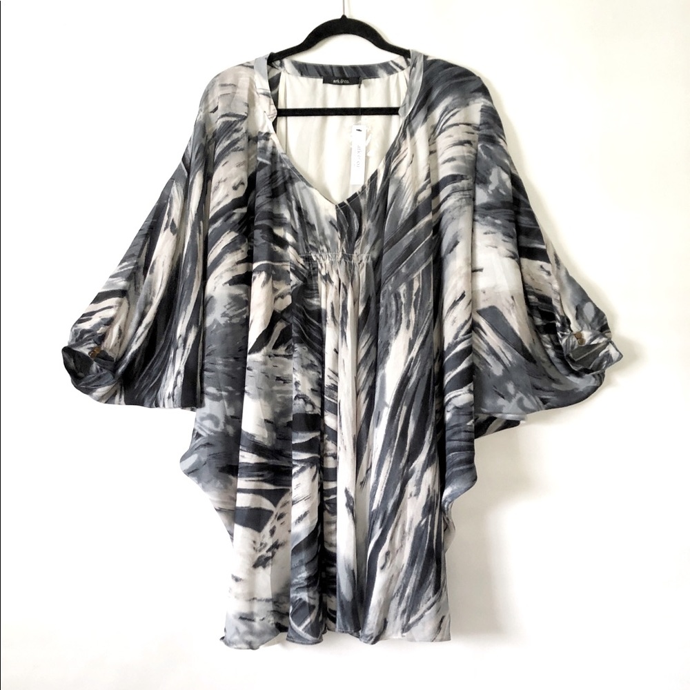 NWT Ark & Co. Dolman sleeve swing dress size medium
